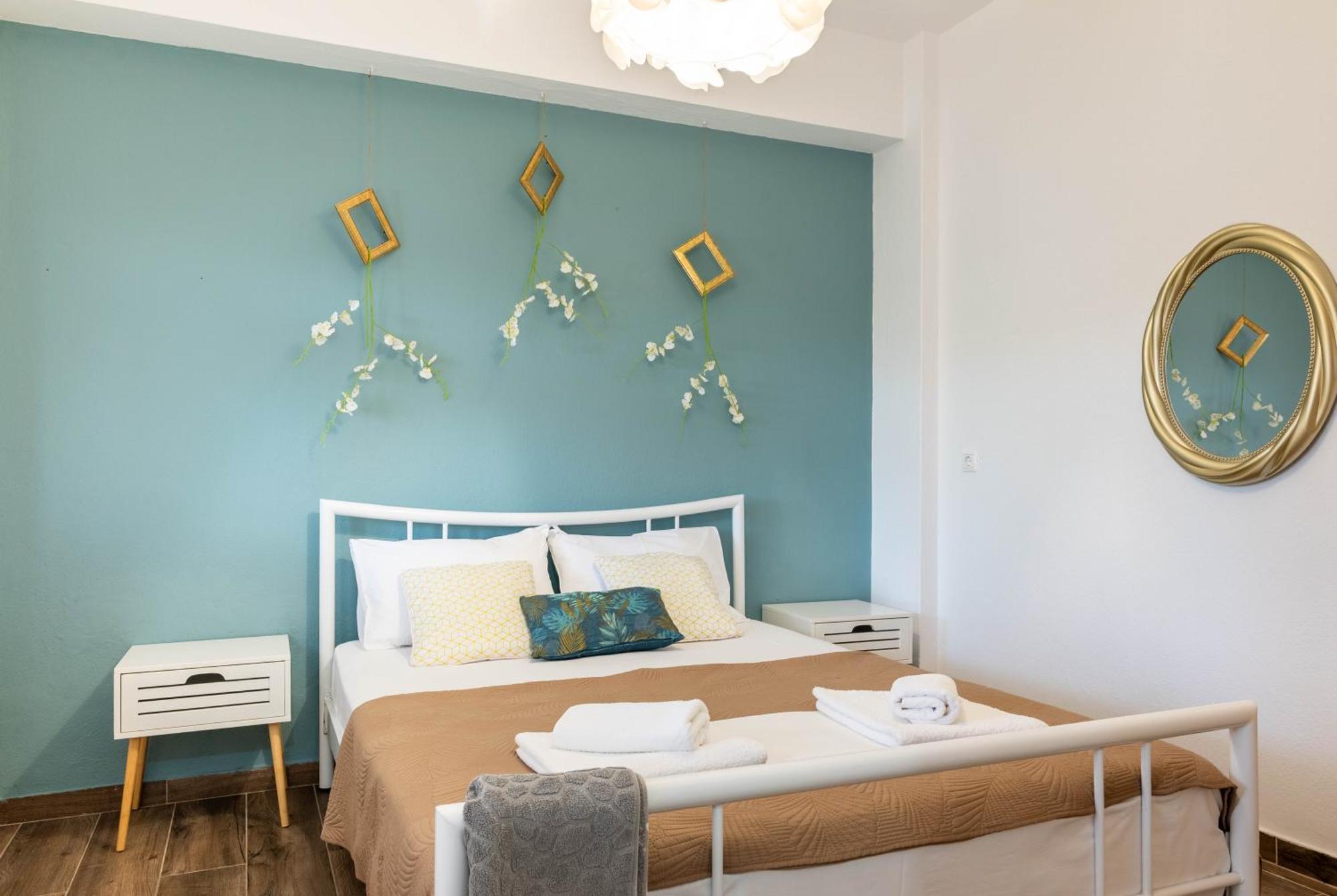 Aigli Luxury Studios Nea Roda Exterior foto
